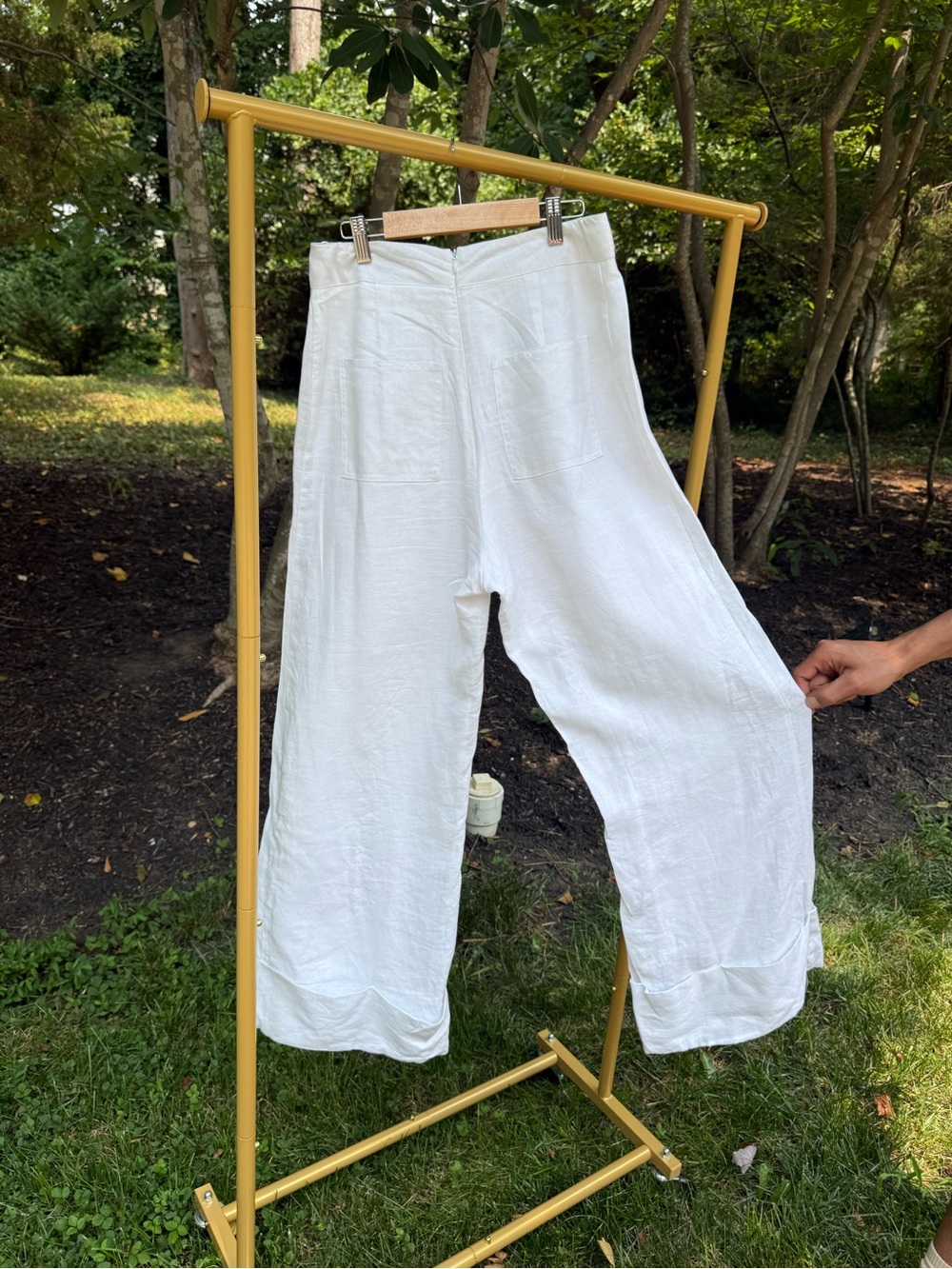 DISSH White Wide-Leg Linen Blend Pants
